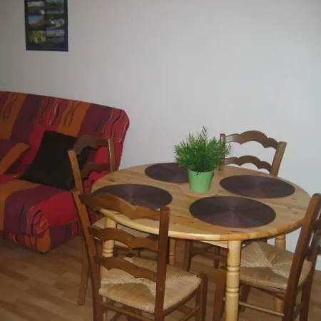 Barcelonnette, 2 Pieces, 4 Personnes - Fr-1-165-132 Daire